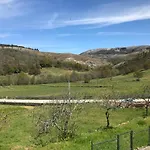 Refugio Dos Macedos *