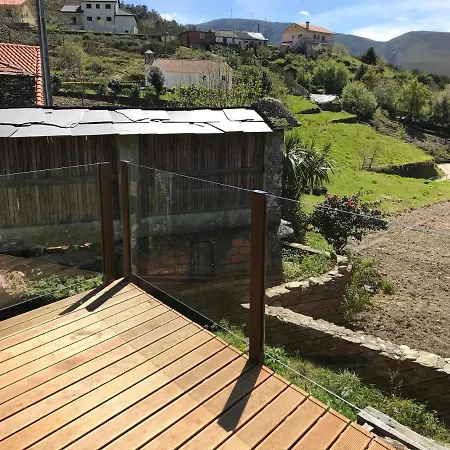 Refugio Dos Macedos אכסניה *