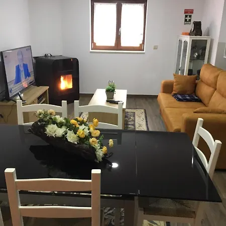 Refugio Dos Macedos بيت خشبي