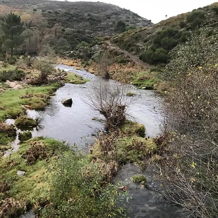 אכסניה Refugio Dos Macedos *