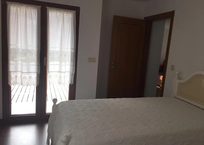 Refugio Dos Macedos Chata Bilho