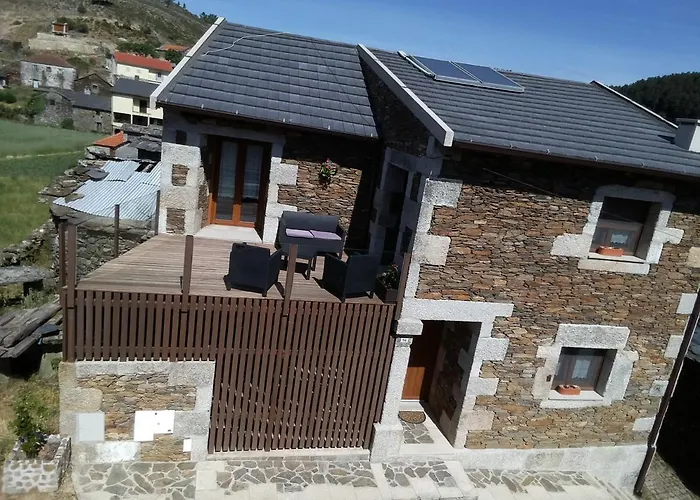 بيت خشبي Refugio Dos Macedos Bilho